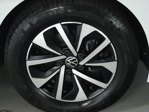 Certified 2024 Volkswagen Jetta S FWD image 10
