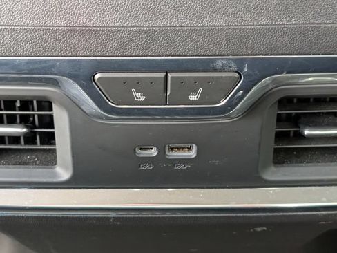 Used 2022 GMC Sierra 1500 Denali AWD/4WD image 31