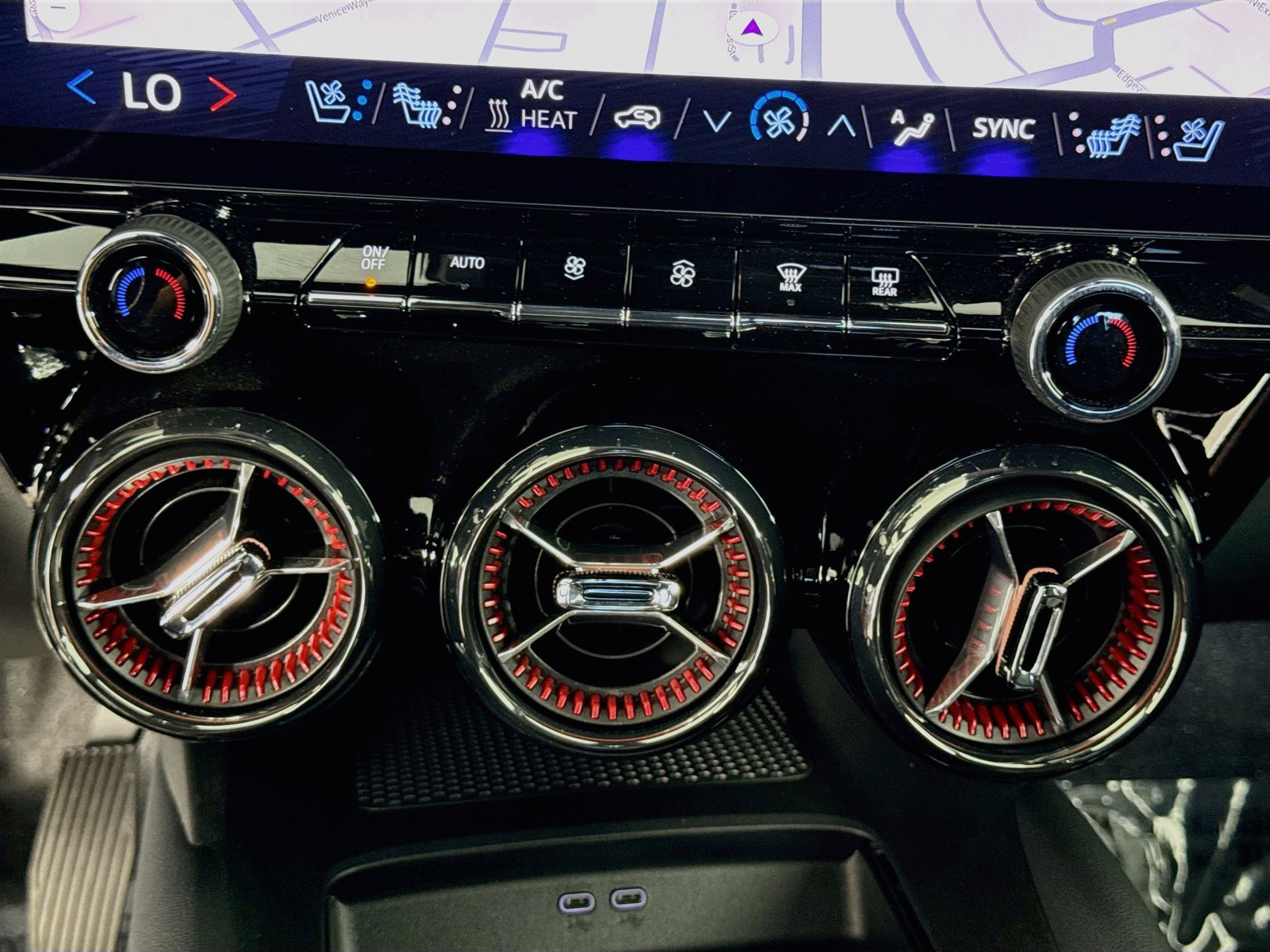 Used 2025 Chevrolet Blazer EV RS AWD/4WD image 18