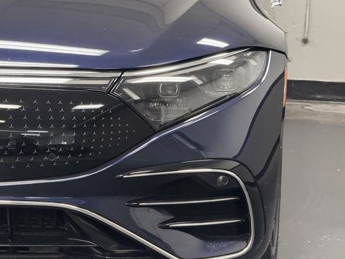 Used 2023 Mercedes-Benz EQS 580 4MATIC Sedan image 7