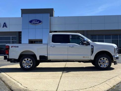 New 2026 Ford F250 Lariat w/ Lariat Ultimate Package AWD/4WD image 2