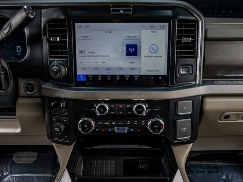 Used 2026 Ford F450 Platinum w/ Platinum Plus Package image 24