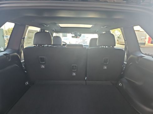 New 2025 Jeep Grand Cherokee Limited w/ Trailer Tow Package image 12