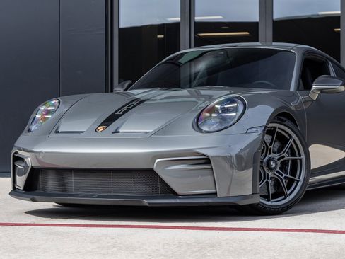 Certified 2025 Porsche 911 GT3 image 7