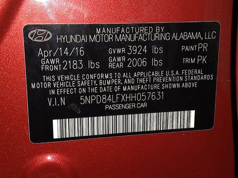 Used 2017 Hyundai Elantra SE image 33