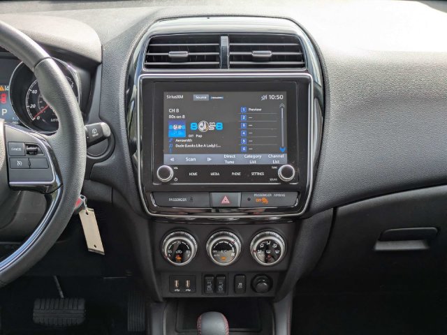 Used 2026 Mitsubishi Outlander Sport LE AWD/4WD image 19