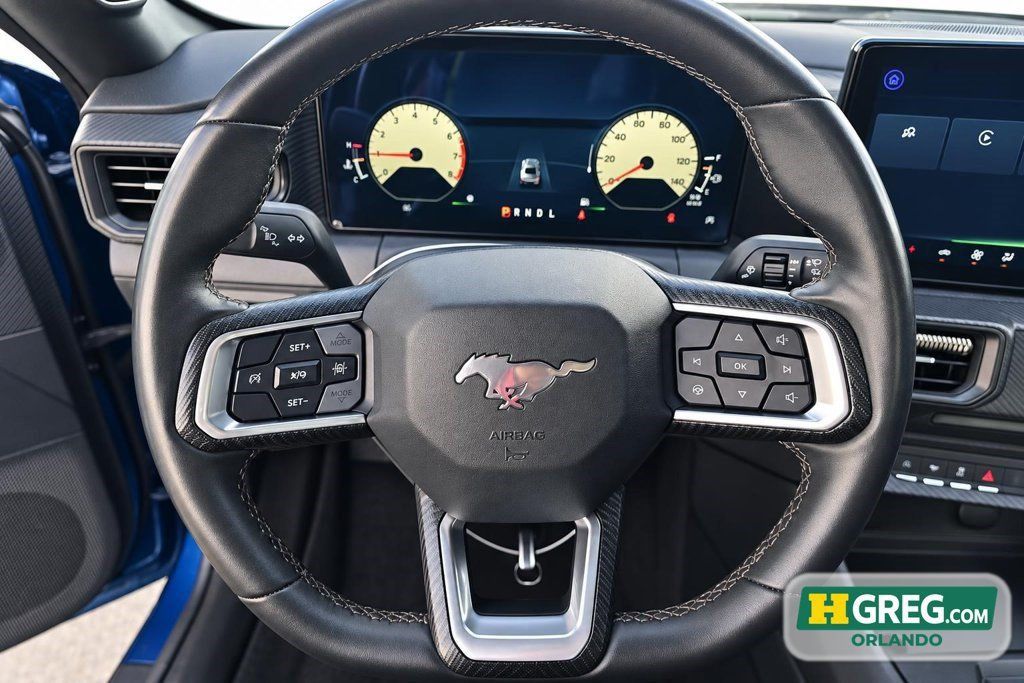 Used 2024 Ford Mustang Coupe RWD image 12