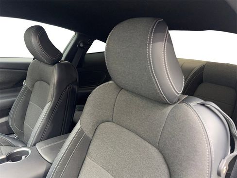 Used 2024 Ford Mustang Coupe image 26