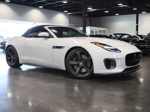 Used 2018 Jaguar F-TYPE 400 Sport AWD/4WD image 2