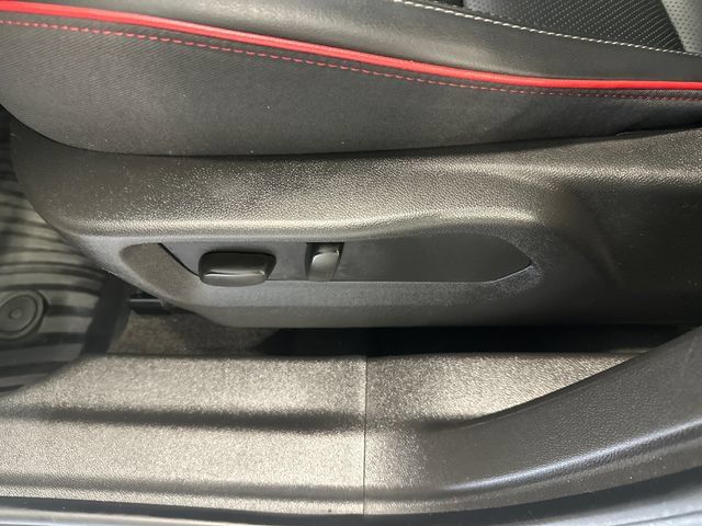 Certified 2023 Buick Envision Essence w/ Sport Touring Package AWD/4WD image 24