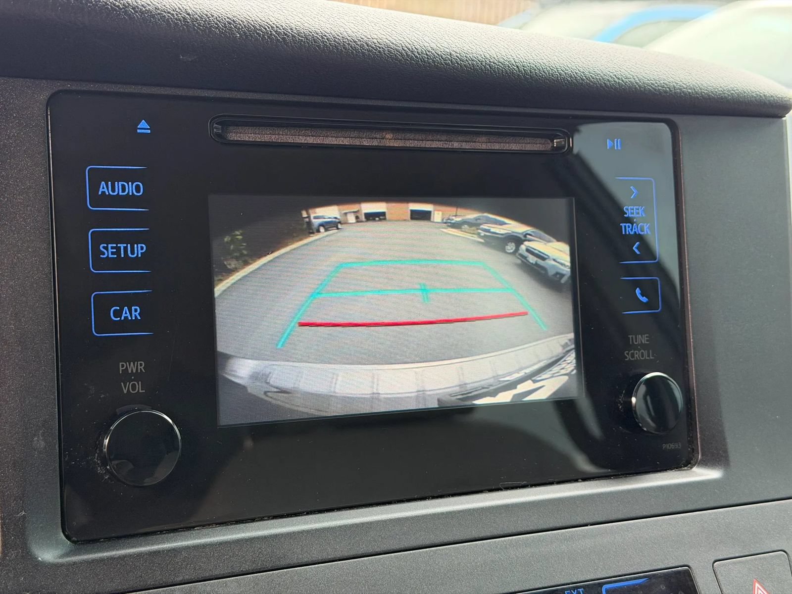 Used 2015 Toyota Sienna L FWD image 16