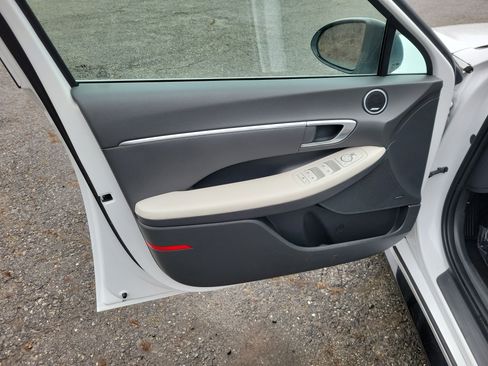 Used 2023 Hyundai Sonata SEL image 15