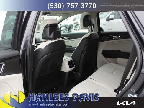 New 2026 Kia Sportage SX image 18