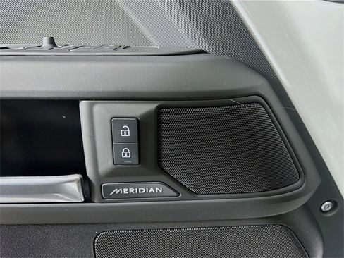 New 2026 Land Rover Defender 110 S image 20
