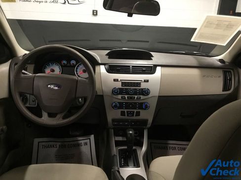 Used 2010 Ford Focus S image 24