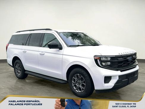 Used 2025 Ford Expedition Max Active AWD/4WD image 8