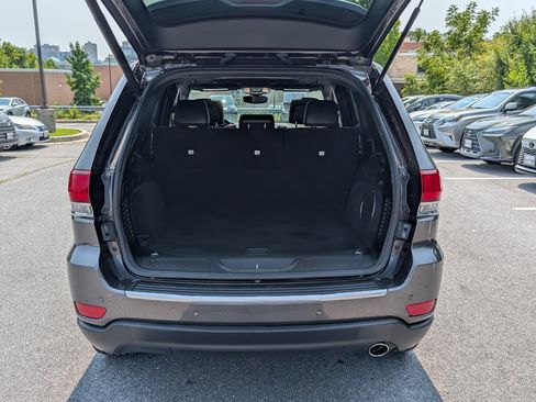 Used 2020 Jeep Grand Cherokee Limited w/ Luxury Group II AWD/4WD image 13