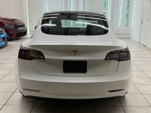 Used 2021 Tesla Model 3 Standard Range Plus RWD image 8