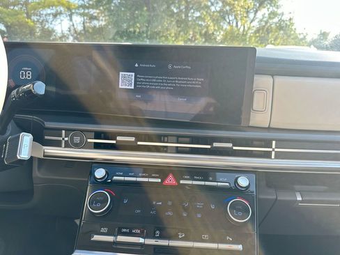 Used 2025 Hyundai Santa Fe SEL image 47