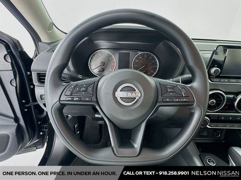 Used 2025 Nissan Sentra S image 11