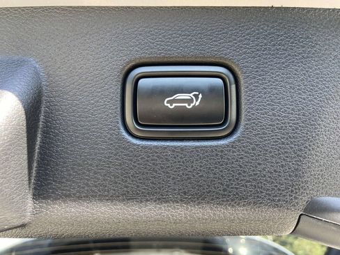 Used 2026 Kia Sportage EX w/ EX Panorama Roof Package FWD image 6