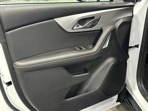 Used 2025 Chevrolet Blazer LT image 14