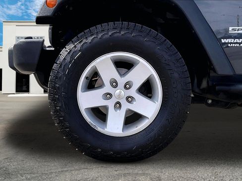 Used 2017 Jeep Wrangler Unlimited Sport w/ Quick Order Package 24S image 8