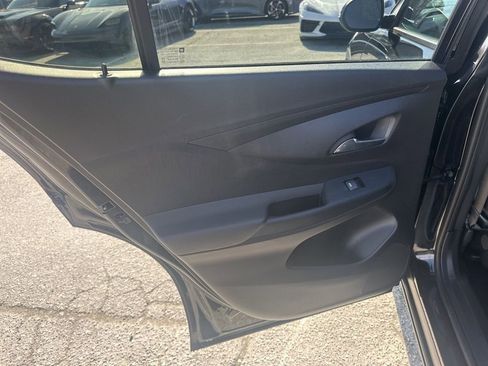 Used 2025 Buick Envista Preferred image 23