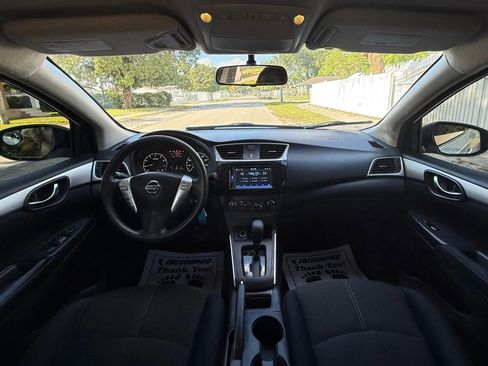 Used 2017 Nissan Sentra S FWD image 11