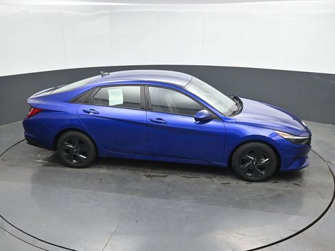 Used 2023 Hyundai Elantra Blue FWD image 34