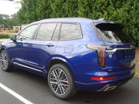 Used 2023 Cadillac XT6 Sport image 27