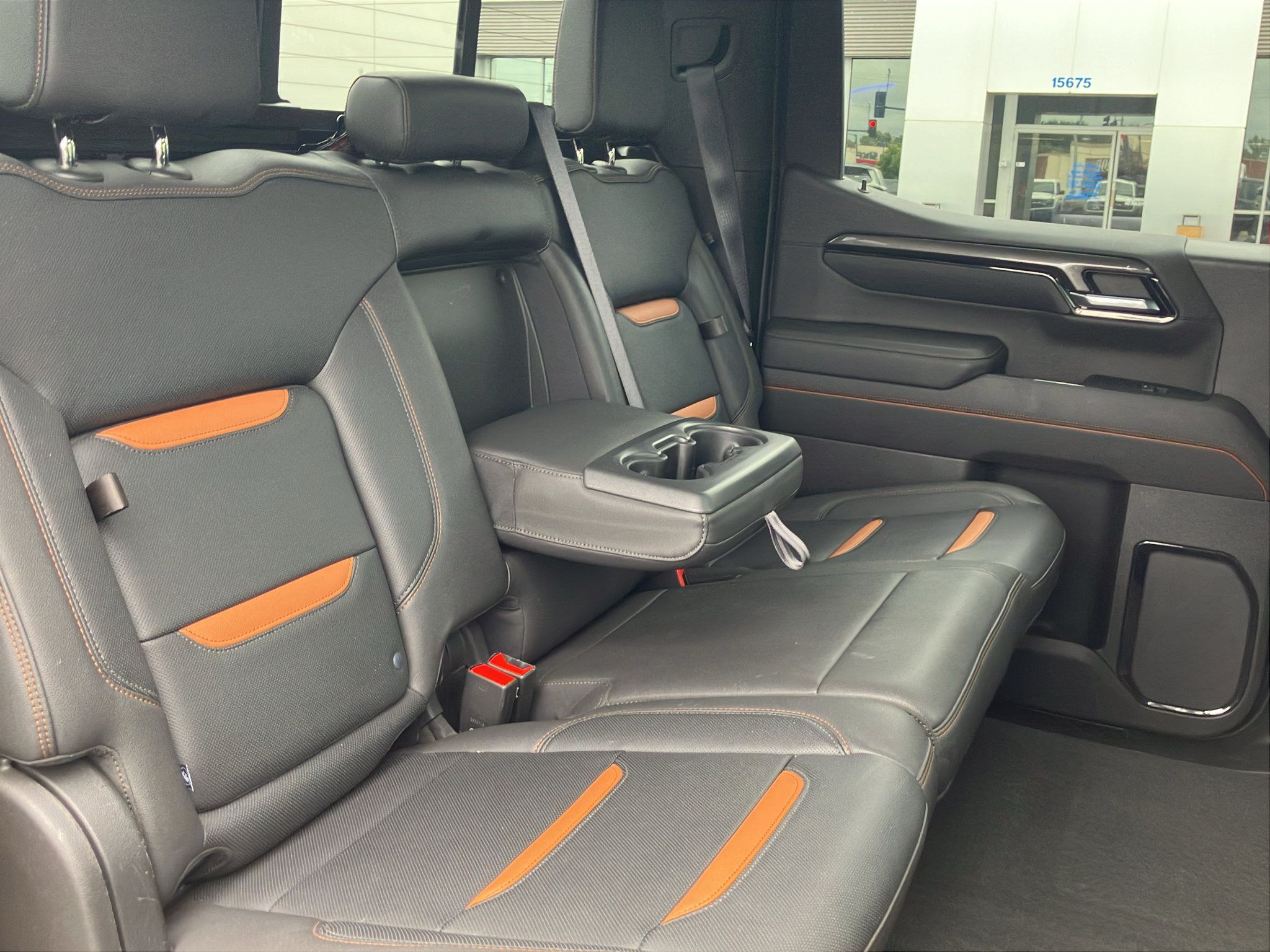 Used 2022 GMC Sierra 1500 AT4 w/ AT4 Preferred Package AWD/4WD image 35