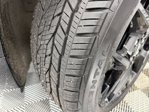 Used 2024 Chevrolet Traverse RS w/ LPO, Floor Liner Package image 48