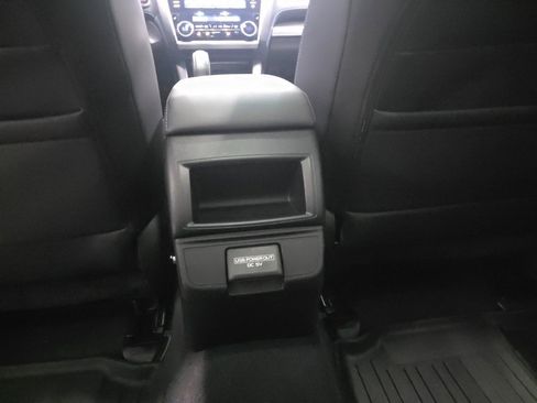 Used 2018 Subaru Legacy 2.5i Sport image 9