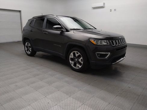 Used 2018 Jeep Compass Limited w/ Navigation Group image 13
