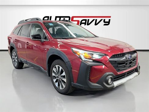 Used 2024 Subaru Outback Limited image 1