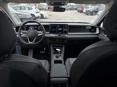 New 2026 Volkswagen Tiguan SE image 21