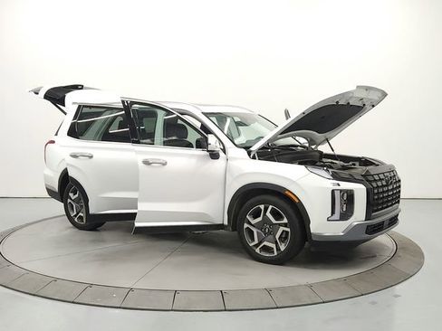 Used 2025 Hyundai Palisade SEL FWD image 9