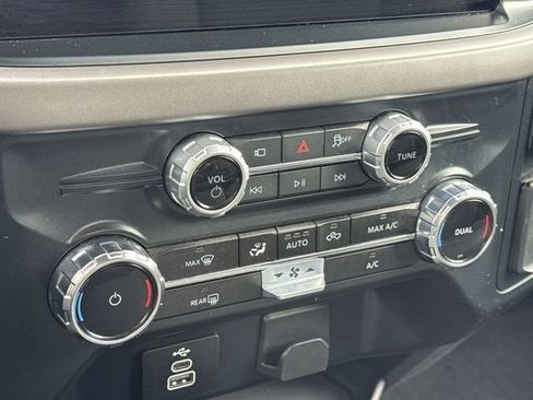 Used 2025 Ford F150 XLT w/ Equipment Group 301A Standard image 19