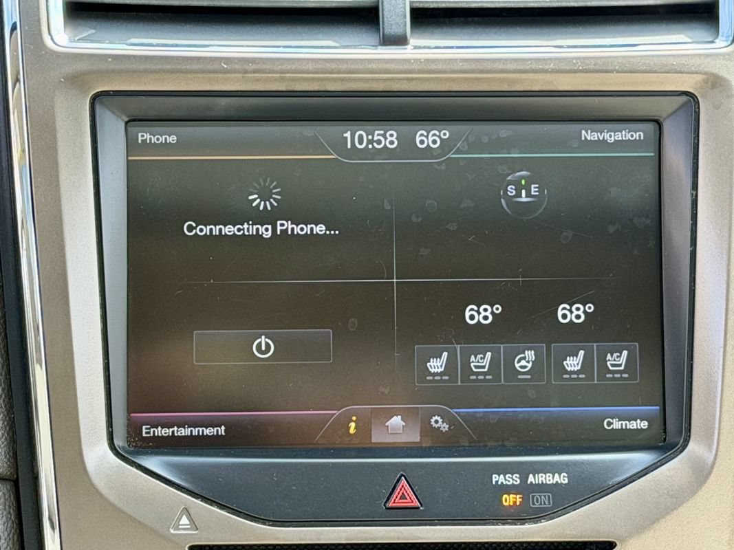 Used 2013 Lincoln MKX AWD image 23