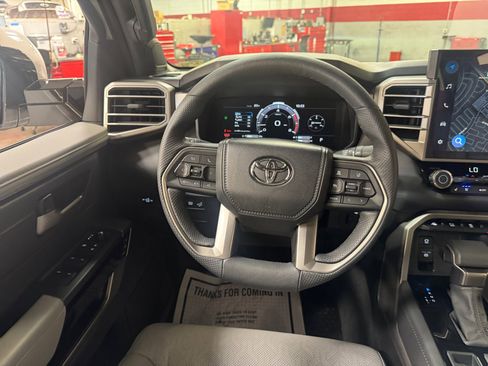 Used 2025 Toyota Tundra Limited image 9