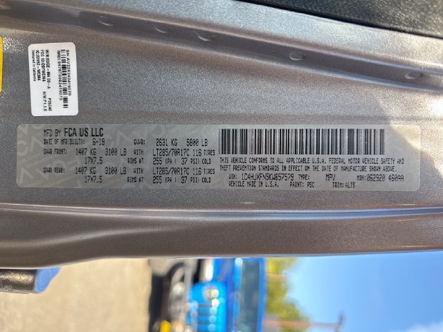 Used 2019 Jeep Wrangler Unlimited Rubicon AWD/4WD image 16