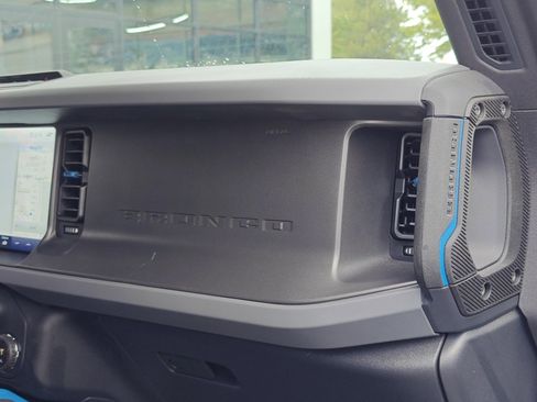 Used 2024 Ford Bronco Black Diamond image 31