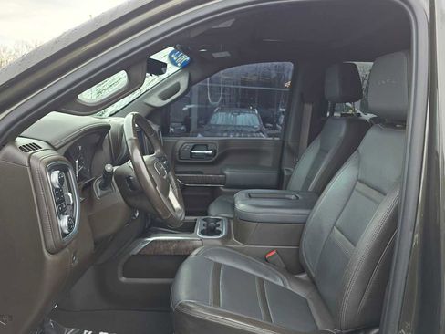 Used 2022 GMC Sierra 3500 Denali w/ Denali Ultimate Package image 24