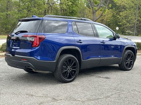 Certified 2023 GMC Acadia SLE w/ Driver Convenience Package image 9