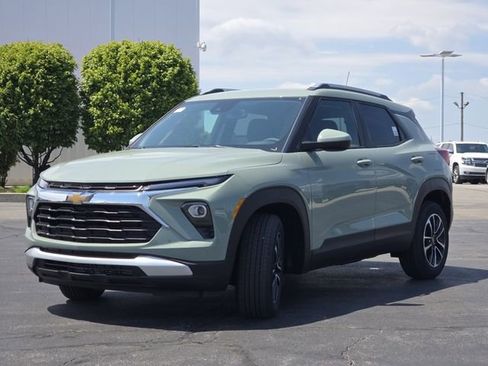New 2026 Chevrolet TrailBlazer LT w/ Convenience Package FWD image 19