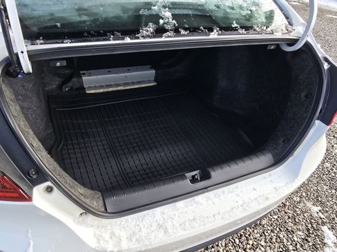 Used 2019 Honda Insight EX image 15