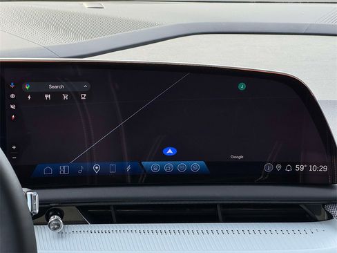 Certified 2025 Cadillac Optiq Luxury 2 w/ LPO, Floor Liner Package image 6