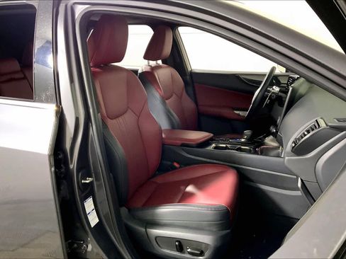 Used 2023 Lexus NX 350 Premium image 9