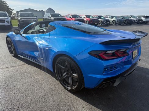 Used 2025 Chevrolet Corvette E-Ray w/ ZER Performance Package image 5